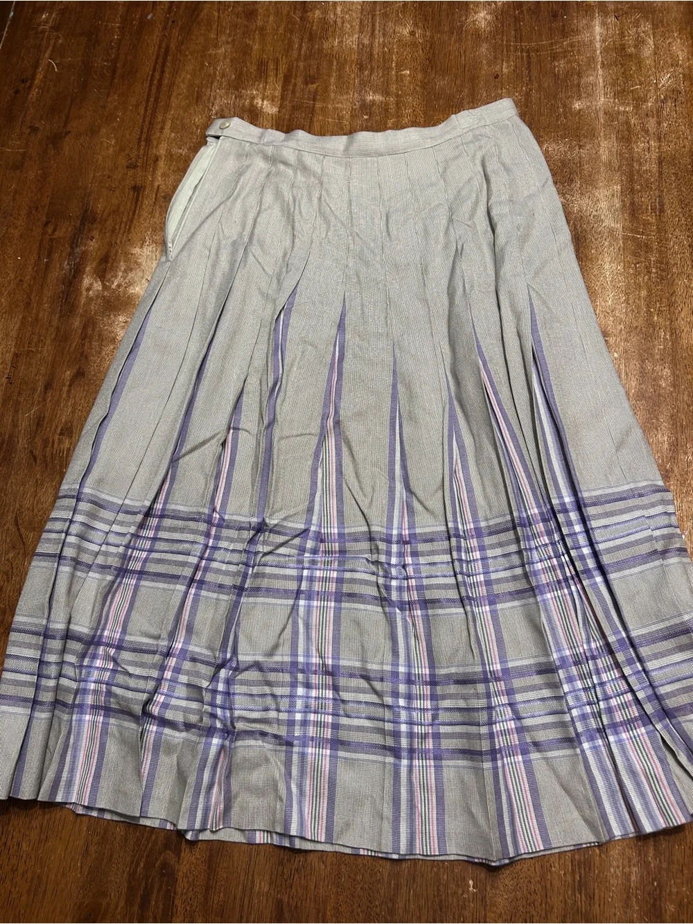 1980s/90s vintage Pendleton pleated purple plaid midi skirt